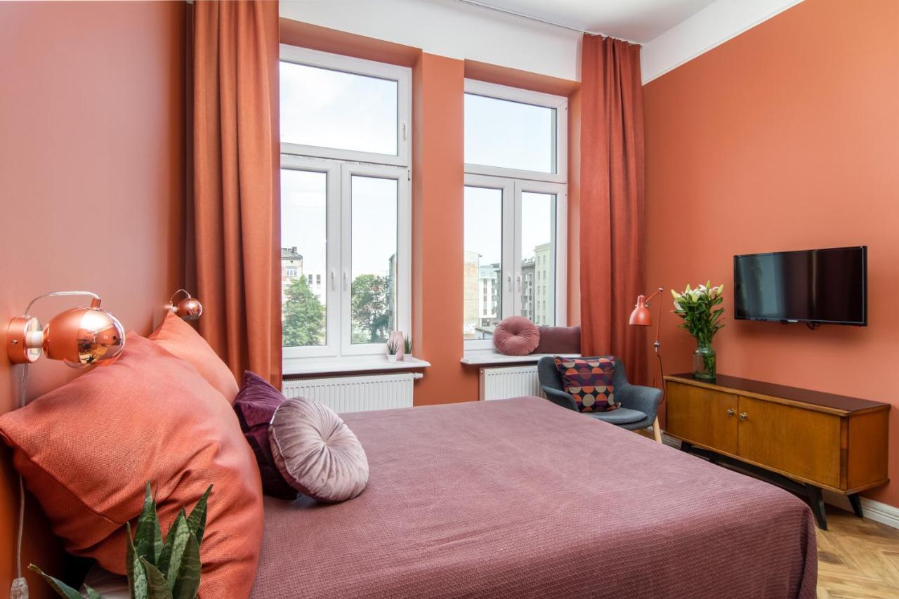 Barbacan Suites - Old Town Apartments - By Upstairs Cracovie Extérieur photo