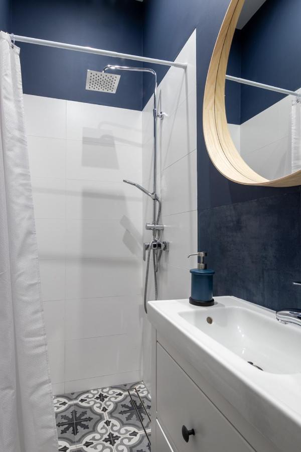 Barbacan Suites - Old Town Apartments - By Upstairs Cracovie Extérieur photo
