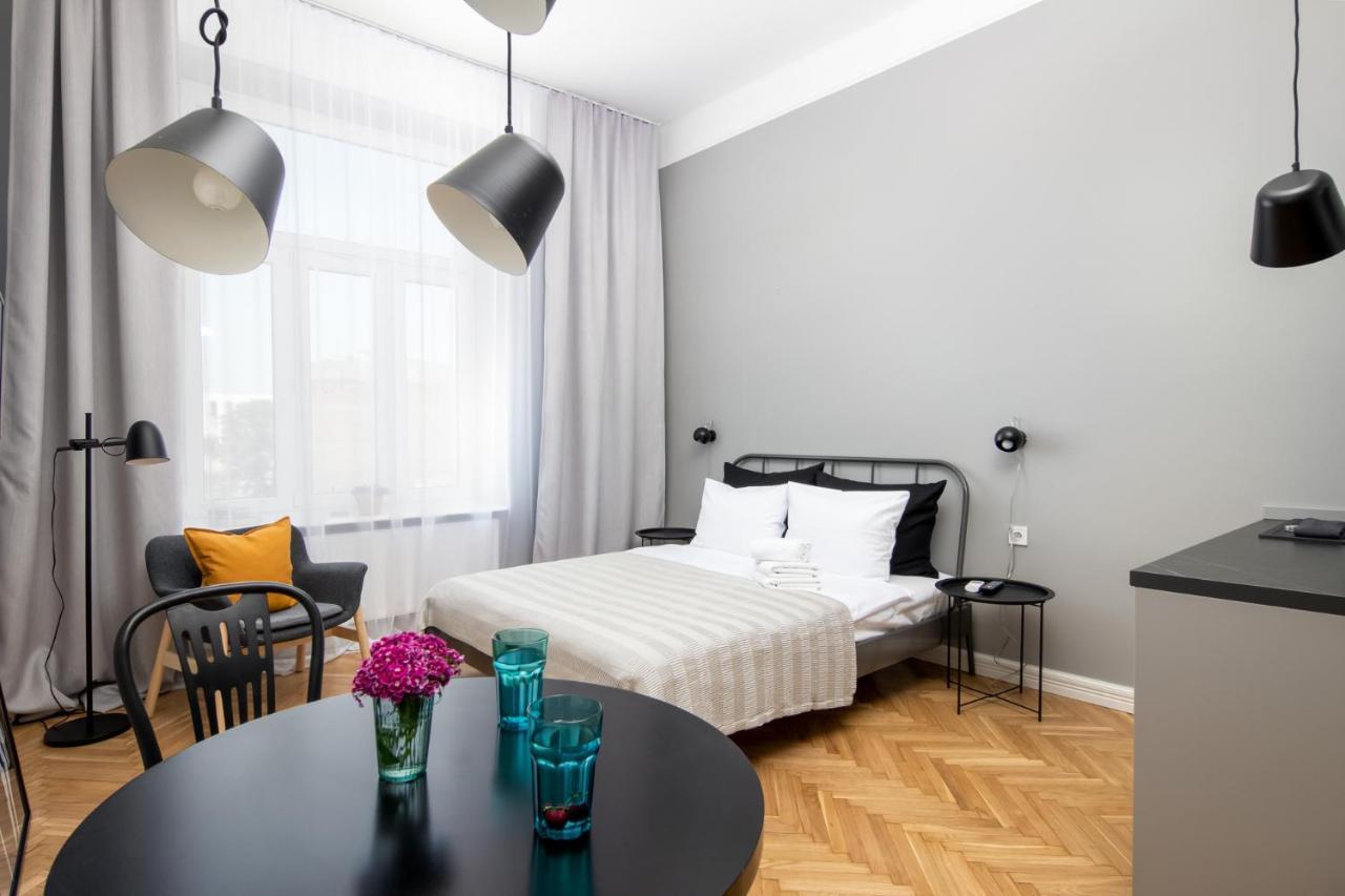 Barbacan Suites - Old Town Apartments - By Upstairs Cracovie Extérieur photo